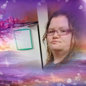 Meet your Posher, Becca